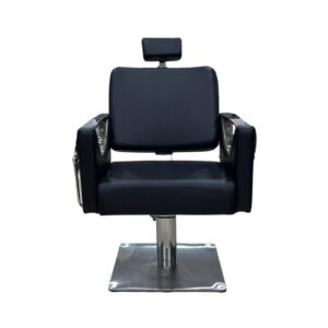 Alternative view of POLTRON PARUKERIE & MAKEUPI